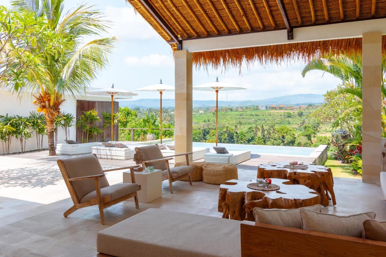 Villa Rasa Senang, With Private Cook And Pool Карангасем Экстерьер фото